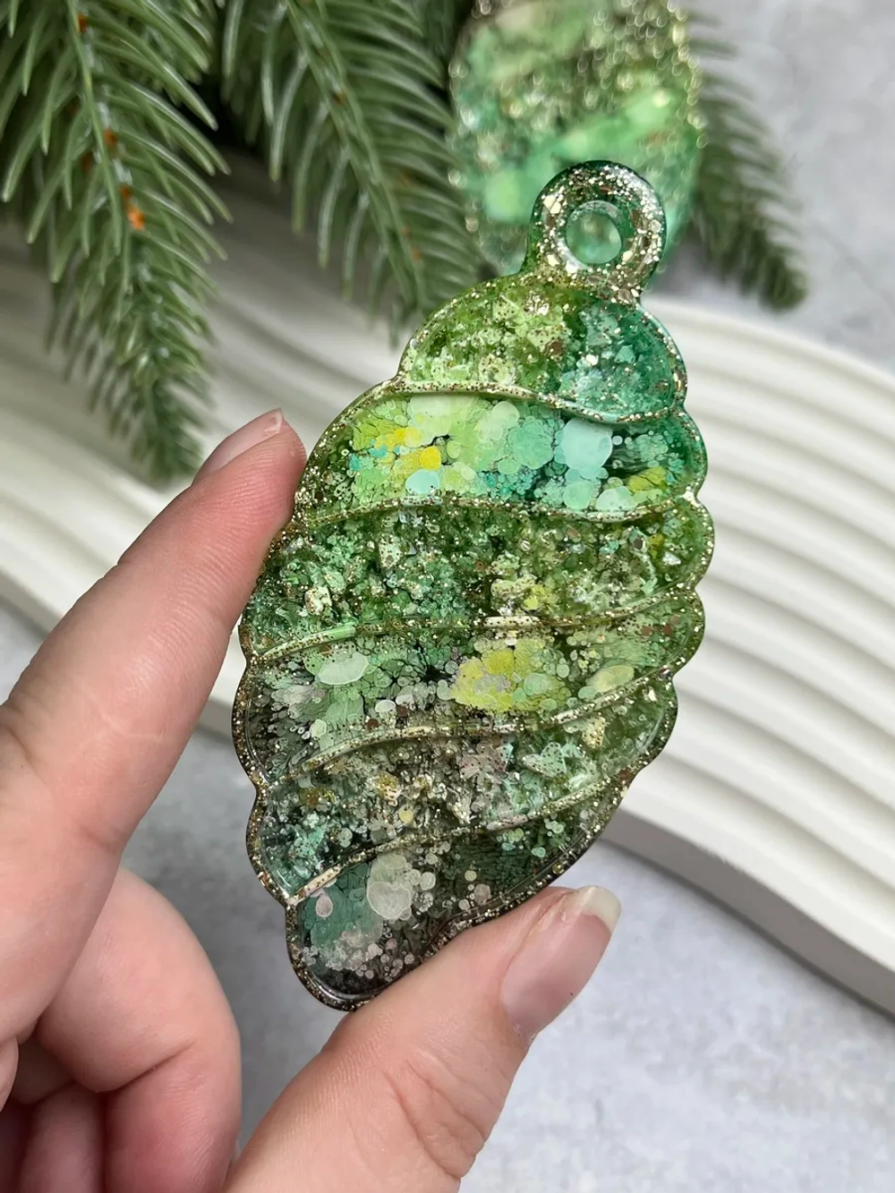 Набор новогодних елочных игрушек Шишки 2 шт