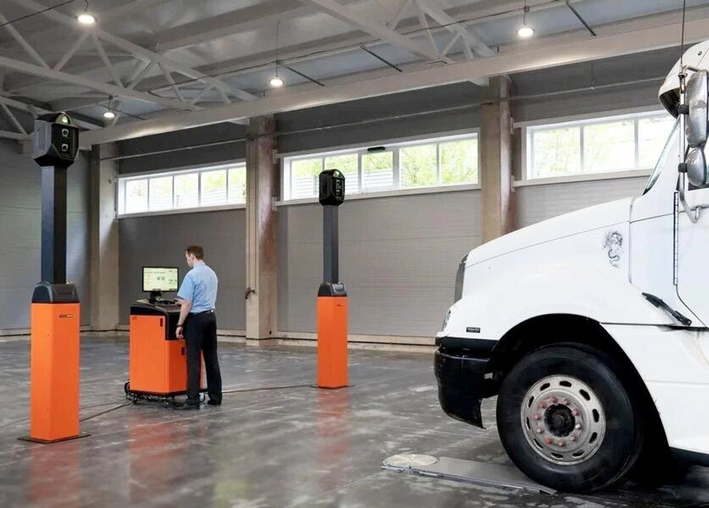 Стенд сход-развал 3D для грузовых автомобилей Техно Вектор 7 Truck T 7204 HT S