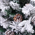 Елка «Заснеженная принцесса» 150 см, ПВХ, леска, резина с белым напылением (559 веток)