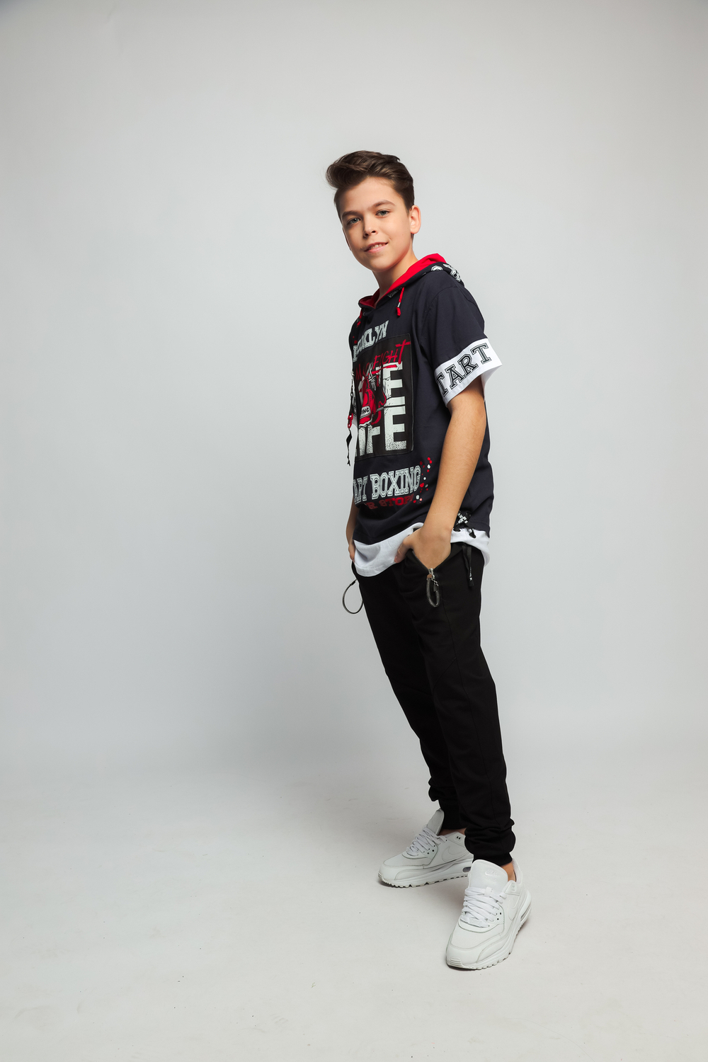 Футболка с капюш. Beneti 2391