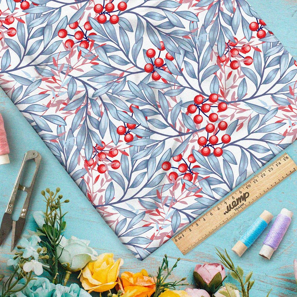 Ткань кулирная гладь рябина на белом фоне