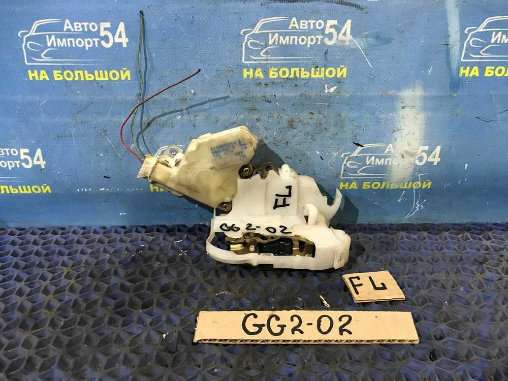 Замок двери передней левой SUBARU IMPREZA 2002
