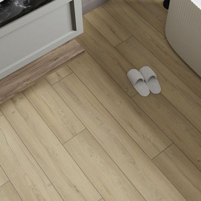 Ламинат Eversense Classic 8/34 Aqua Plus EL1046 Дуб Лаваредо натуральный светлый