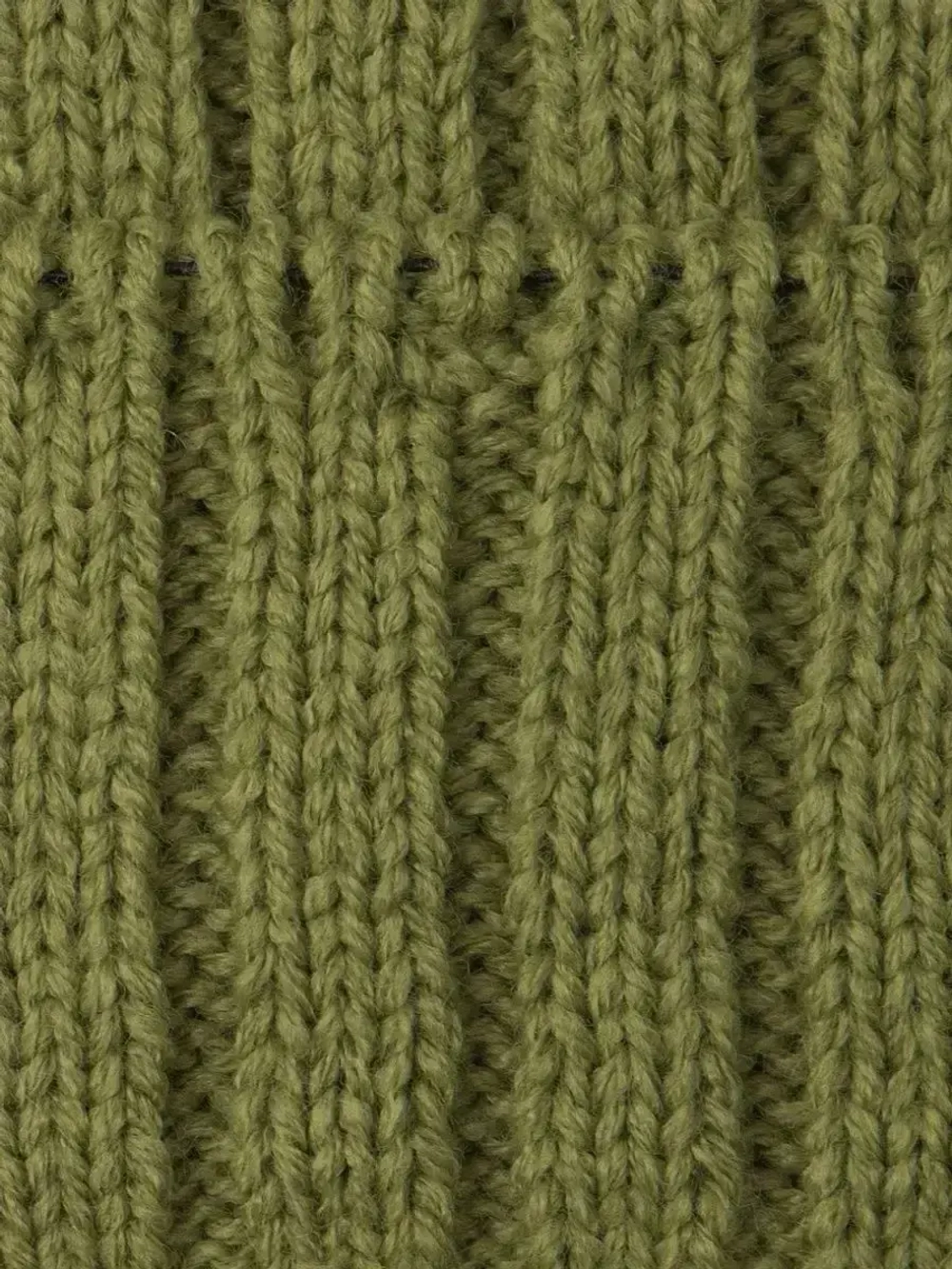 Шапка детская осенняя с завязками и помпонами