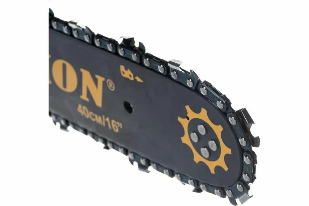 Бензопила цепная CHAMPION 241-16 (1,8кВт / 40см3 легкий старт, 4,7кг)