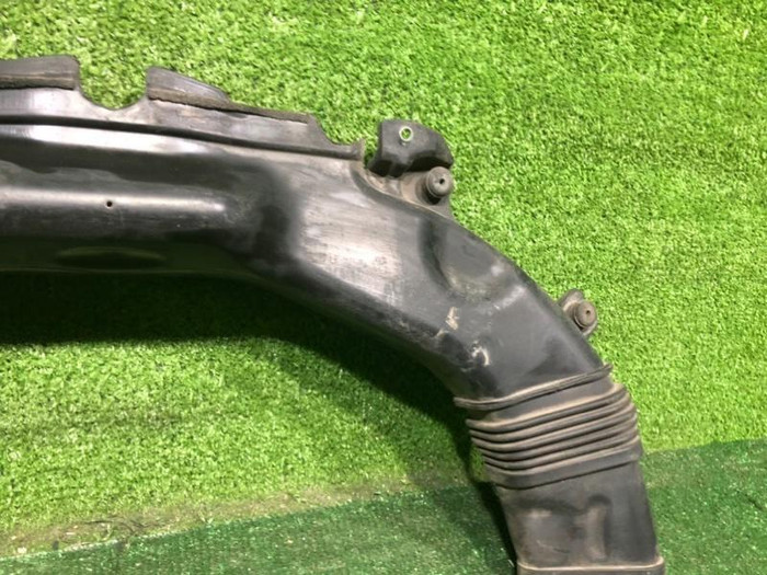 Воздуховод воздушного фильтра Lexus LS 4 (2008-2017)