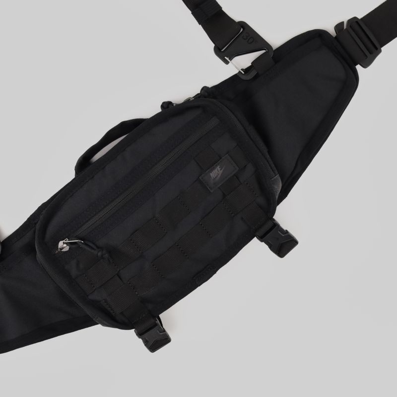 Сумка поясная Nike RPM Waistpack артикул:CQ3817-010  - купить в магазине Дайс