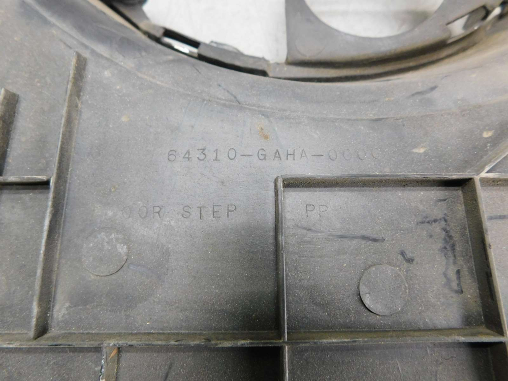 Пластик нижний Honda Dio AF27 64310-GAHA 032025