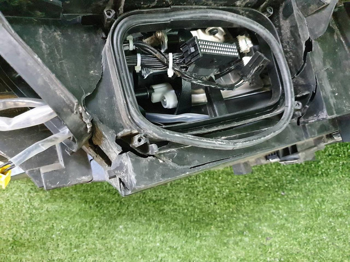 Битая Фара левая Mercedes S w222 (2013-2017) LED