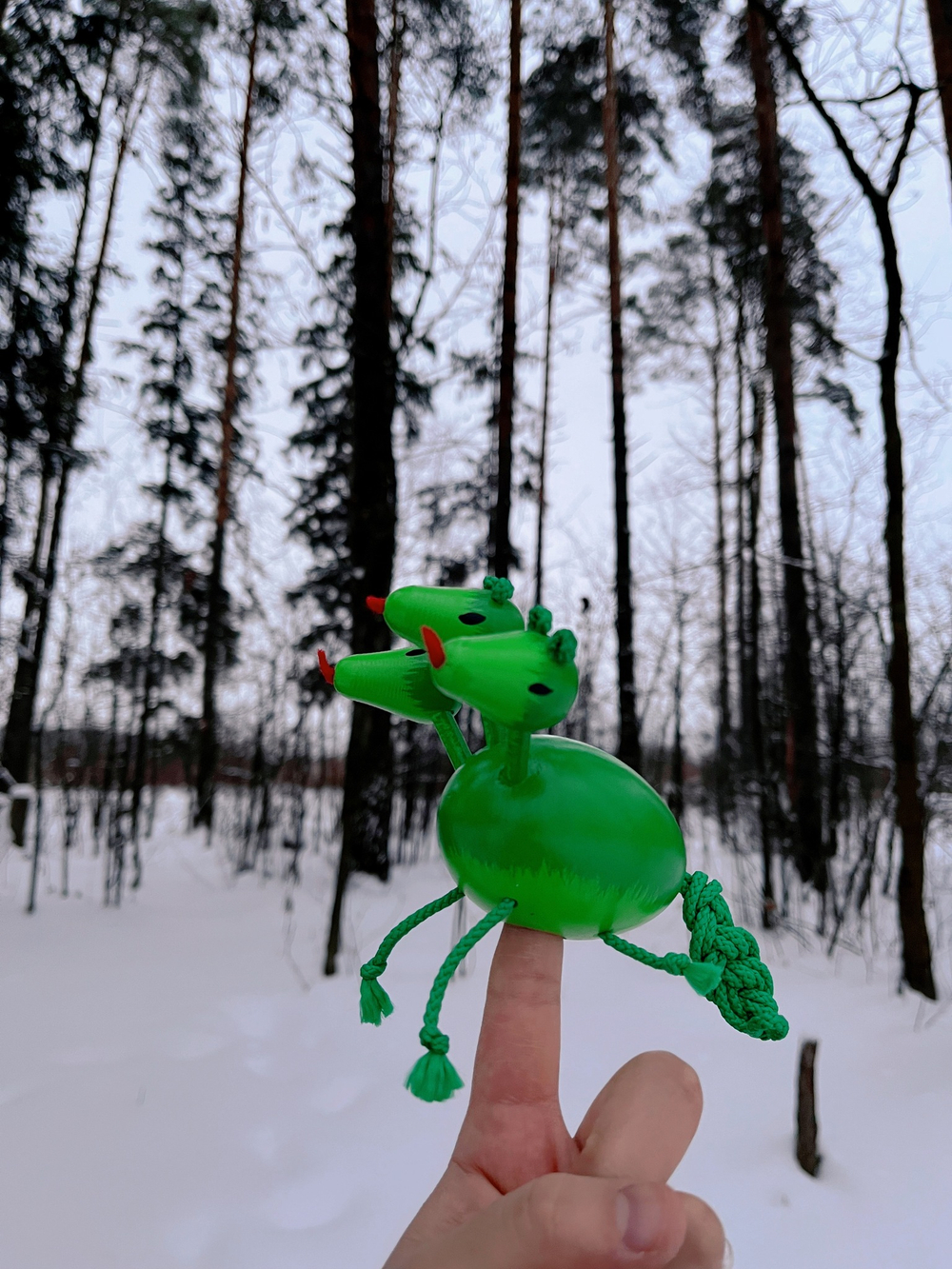 Пальчиковая игрушка Змей-Горыныч