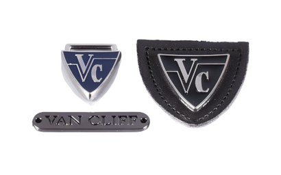 НАШИВКИ, ЭТИКЕТКИ