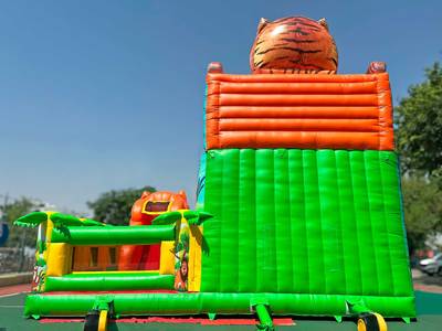 Коммерческий надувной батут «Сафари-Тигр», 12*9*9 м