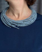 Колье "лапы" в стилистике Br.Cucinelli, венецианское стекло бисерной огранки, цвет серо-голубой