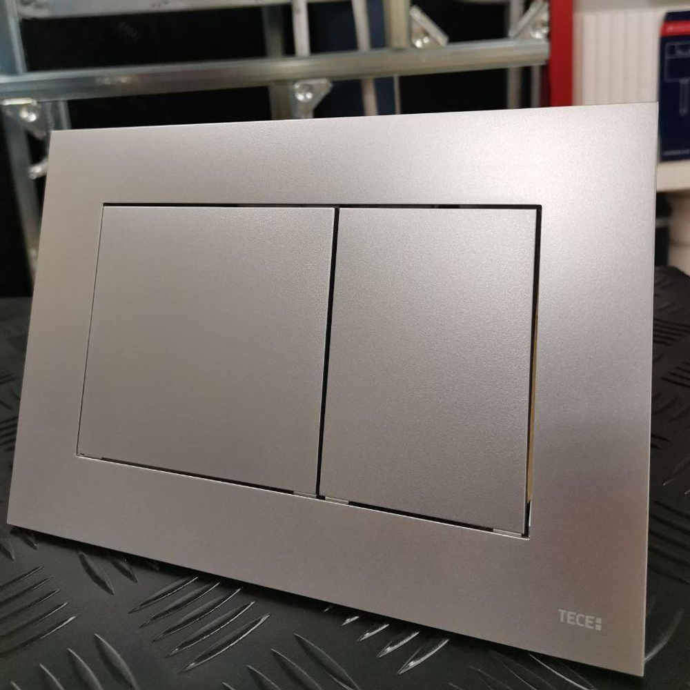 Панель смыва TECEnow для системы двойного смыва, материал пластик, цвет панели хром матовый