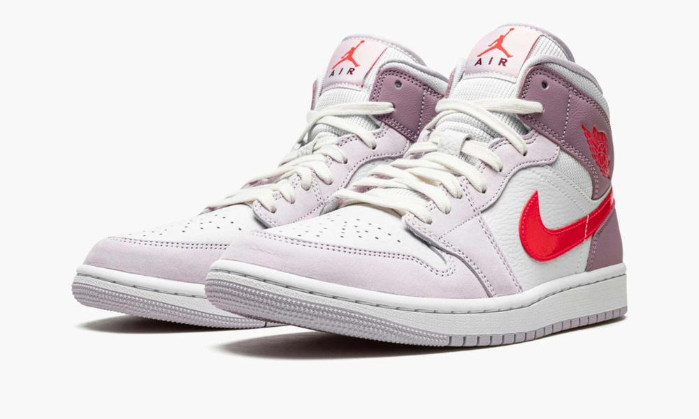 AirJordan 1 Mid WMNS "Valentine’s Day 2022"