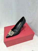 Valentino Vlogo Pump 8 cm