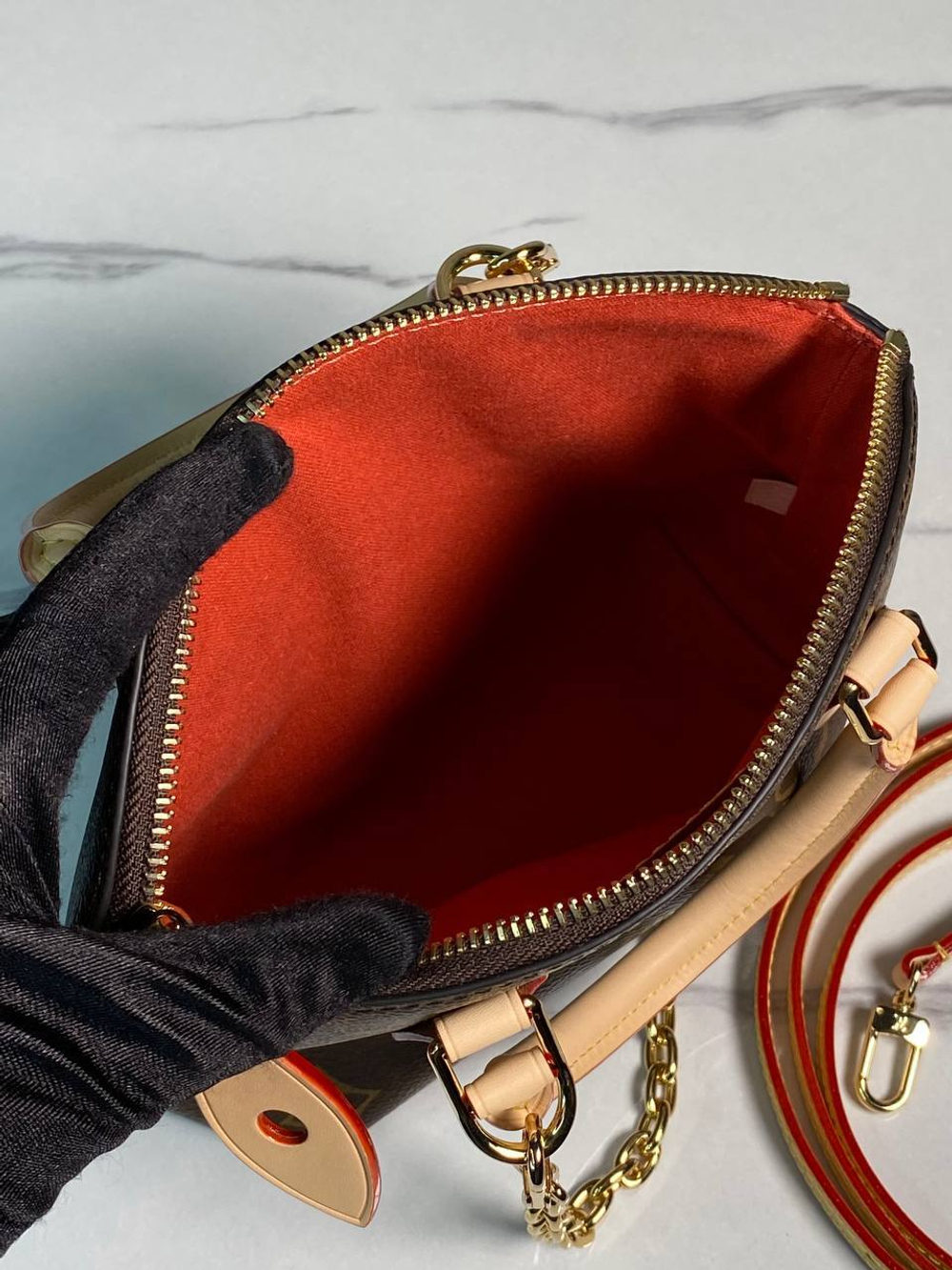 Сумка Louis Vuitton