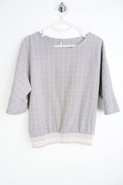 Блузка Defile Lux оригинальная, маркировка 36, визуально на 42 размер