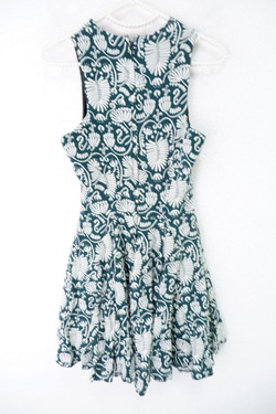 Платье H&M c принтом  38 размер