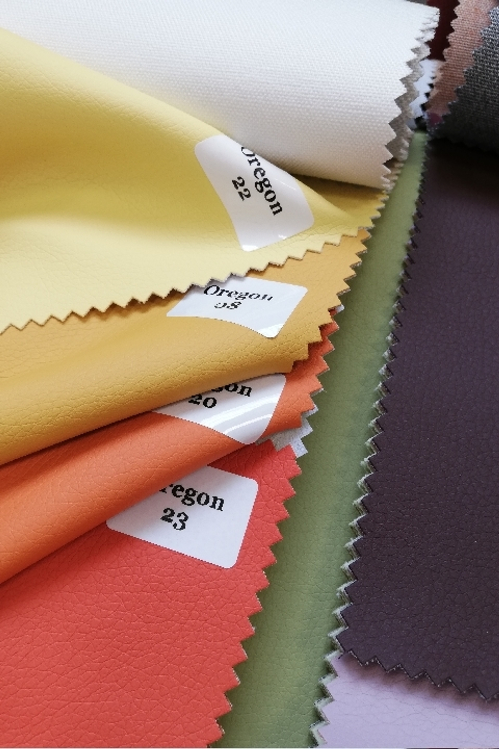Искусственная кожа Oregon (Орегон) 08