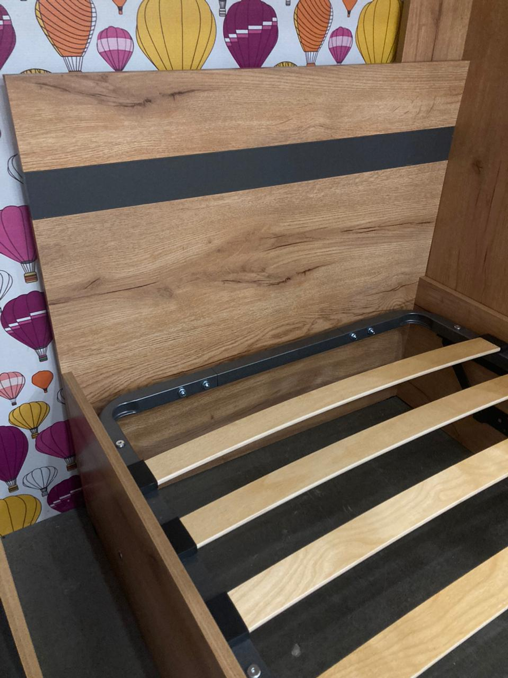 Уголок школьника Омега 3 кровать 800*1900