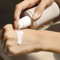 Phymongshe Обновляющая омолаживающая сыворотка Nourish Renewing Serum 70 мл