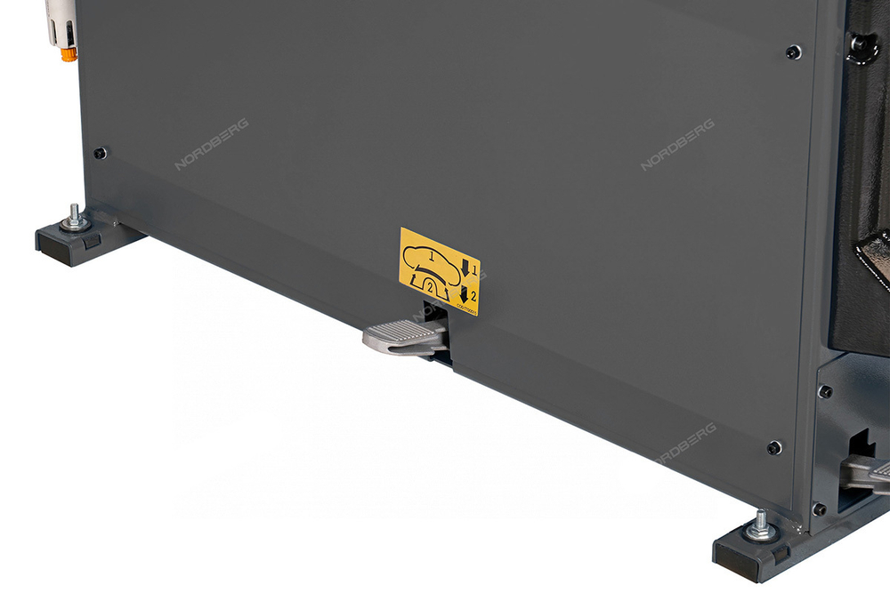 NORDBERG (4642(G)_16-30") Станок шиномонтажный автомат, двухскоростной, стол с накладками, 380 В, серый