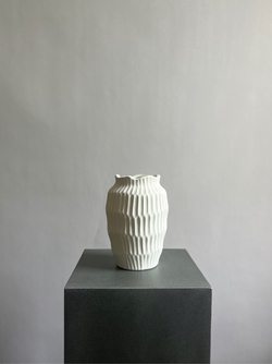 Ваза керамическая, белая, 14*14*21 см