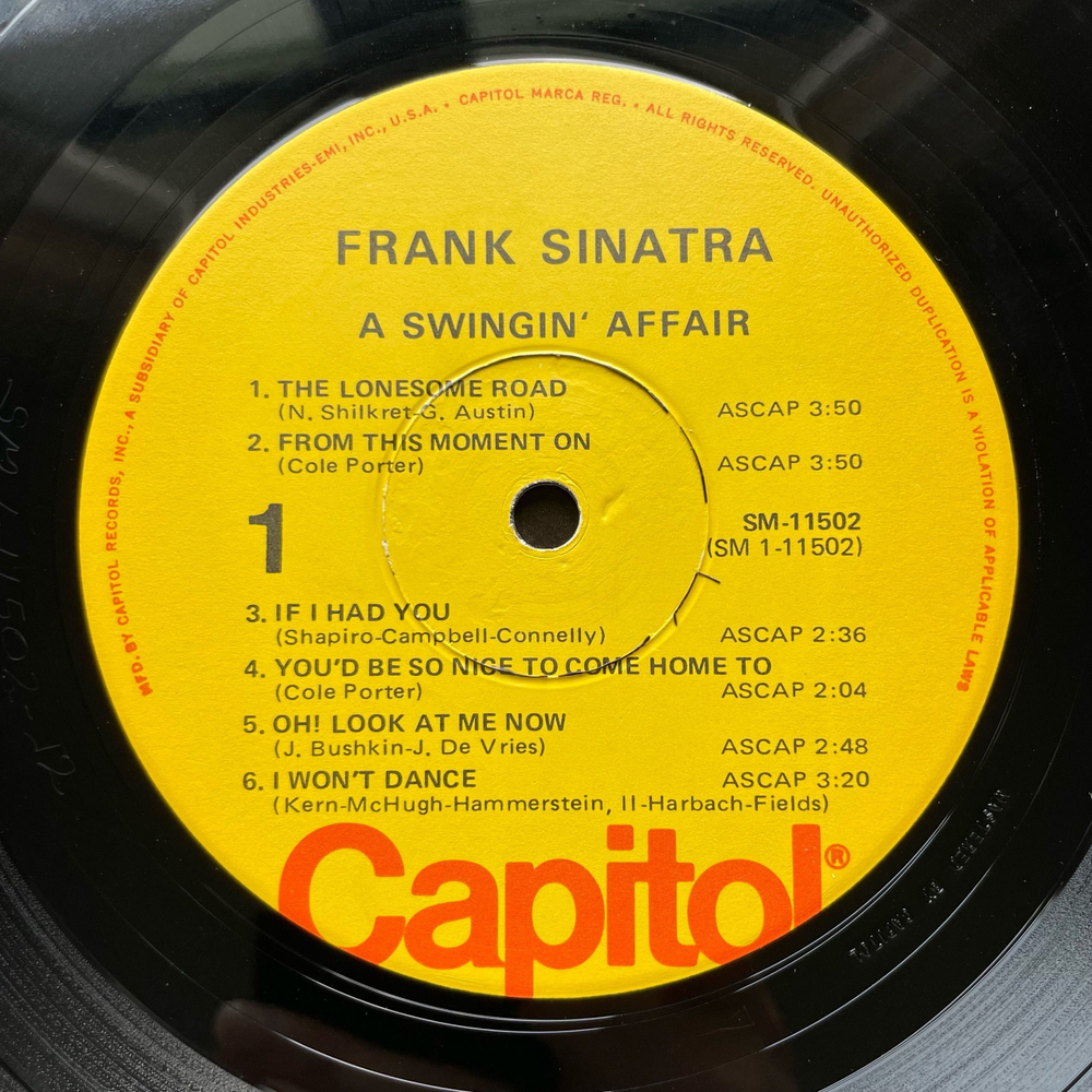 Винтажная виниловая пластинка LP Frank Sinatra A Swingin Affair (США 1976)