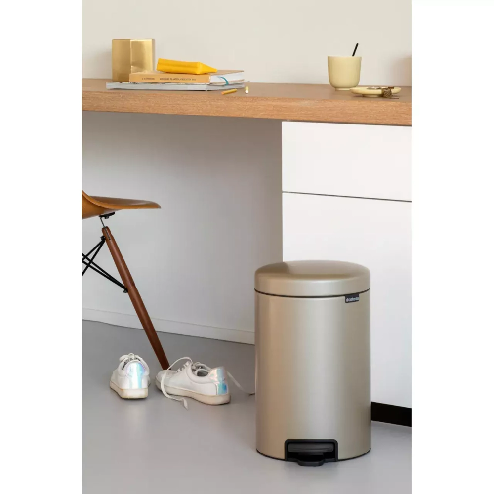 Brabantia - NewIcon Контейнер для мусора Gold Metalic, 12 л. / артикул   304446  / GTIN 8710755304446