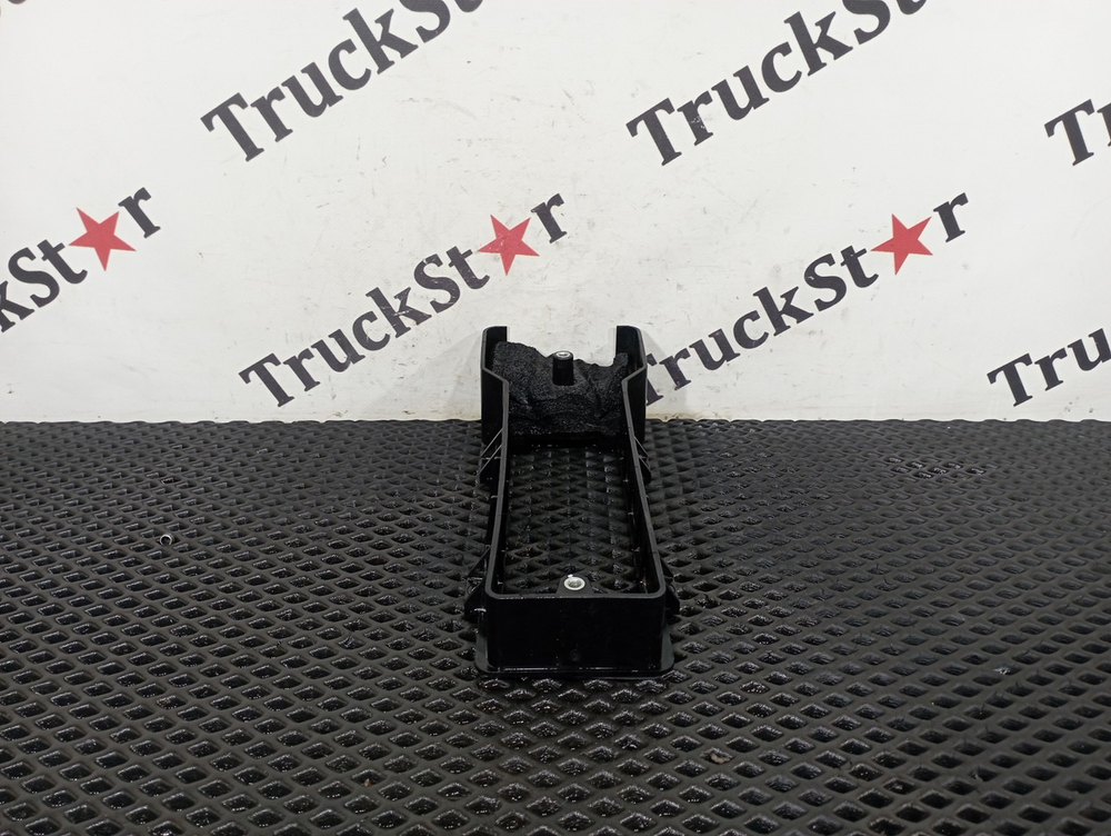 Накладка коробки электроразъёмов