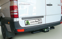 Фаркоп(прицепное) Лидер-Плюс для MERCEDES SPRINTER фургон,без ступеньки,VOLKSWAGEN CRAFTER 2006-2017 (паспорт и сертификат в комплекте)(без электрики)M207-F