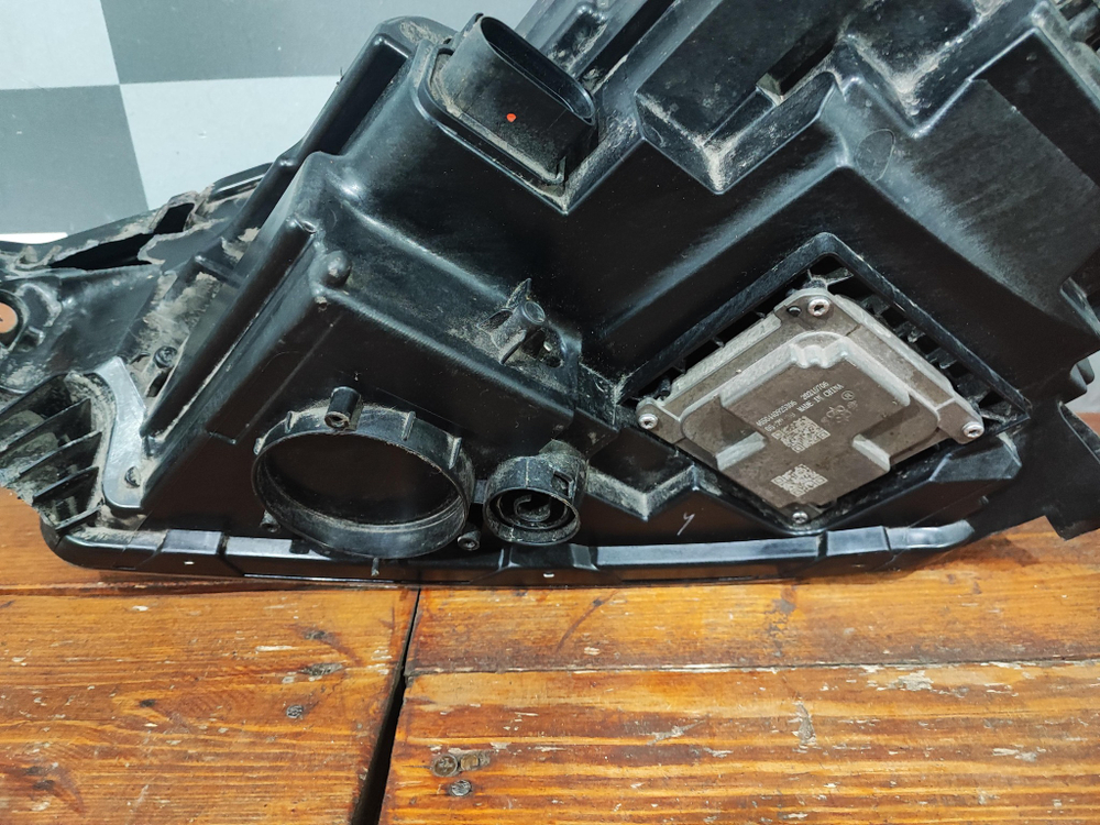 Фара правая LED Chery Tiggo 7 Pro 20-24 Б/У Оригинал 605000200AA