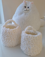 Набор вязаных корзин