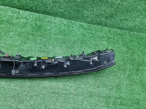 Фонарь крышки багажника Lixiang L7 (2023-н.в.)