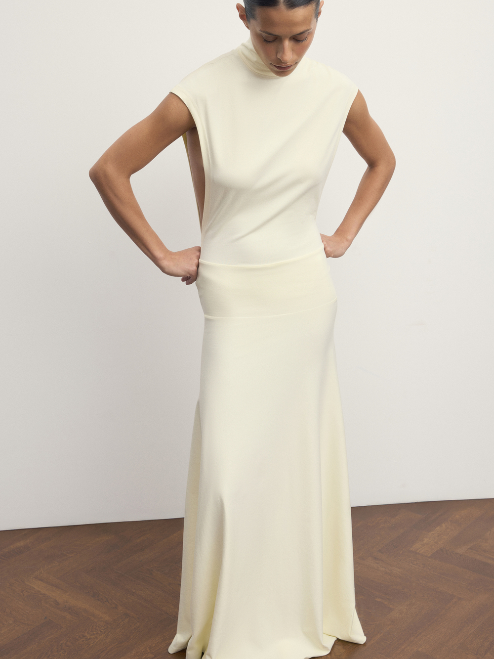 Дизайнерское белое платье в пол Light Line