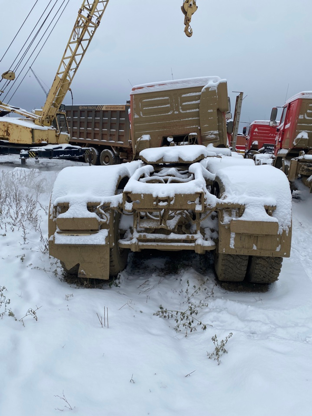 МАЗ 6432 6x6 Седельный тягач 643228-8571-052 (Дизельный, 11,6 л, 423 л.с., МТ)