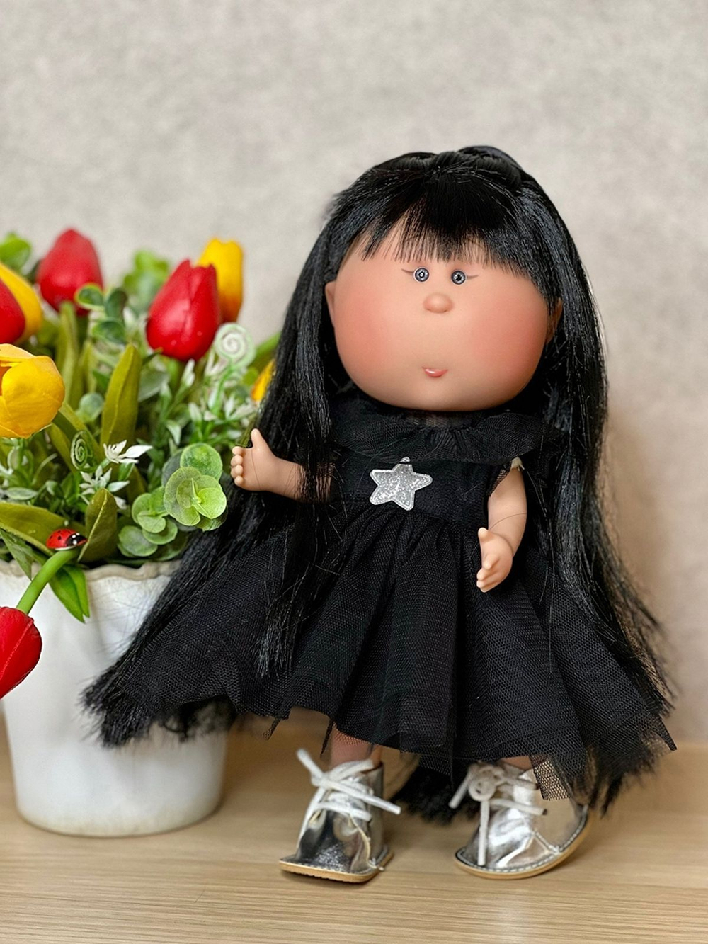 Кукла Nines виниловая 30см MIA CASE Black (3420)