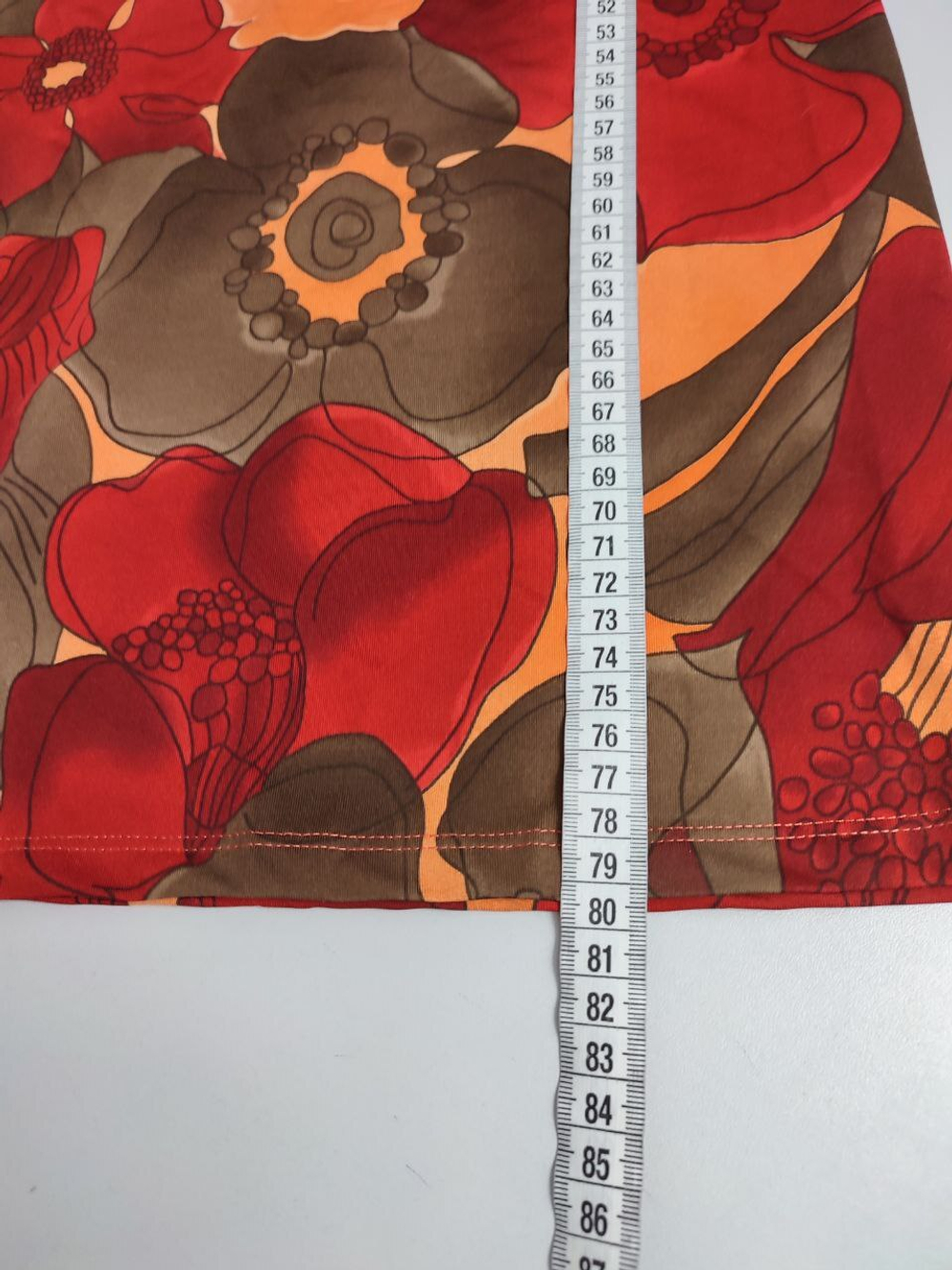 Платье мини яркое 46 размер