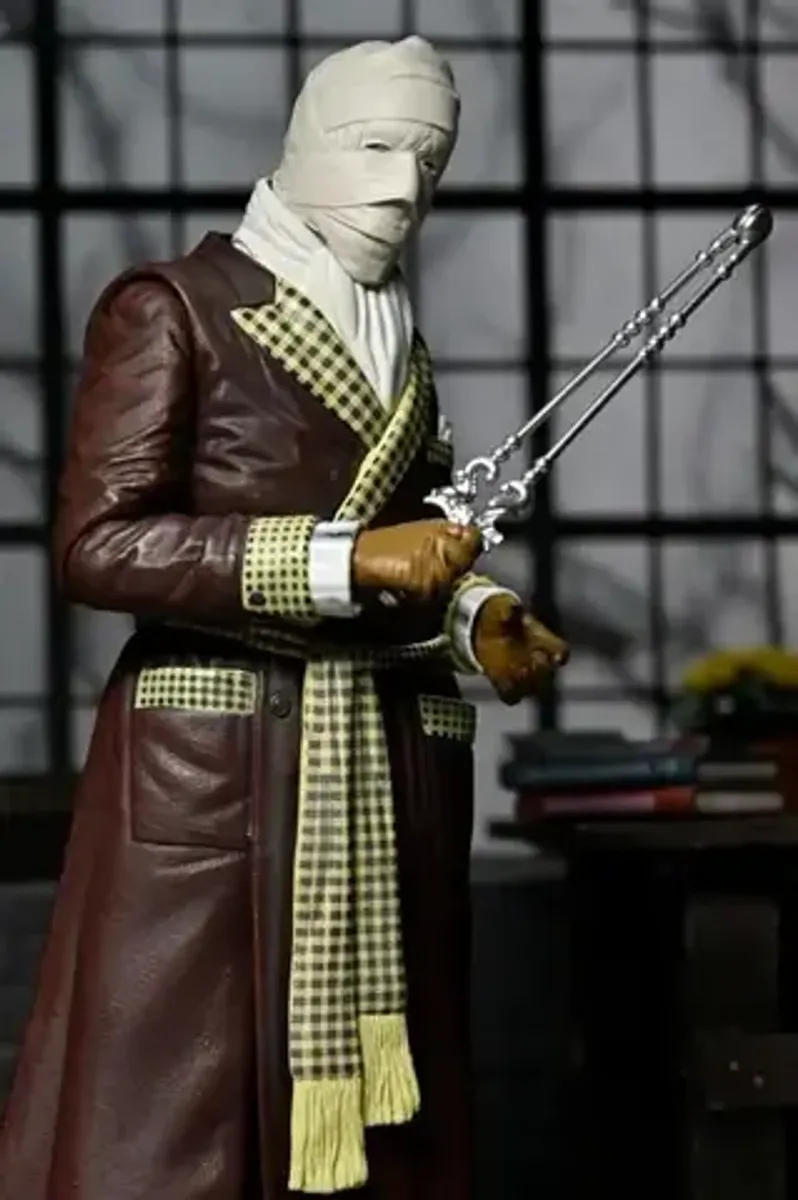 Фигурка NECA Universal Monsters: Invisible Man (Kemp House Color