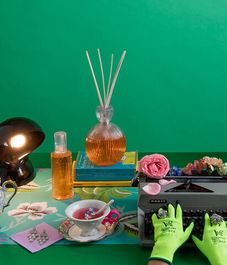 Сменный аромат QUEEN 03 ЧАЙ МАТЧА-БЛАГОВОНИЯ-ПАЧУЛИ, Mr&Mrs Fragrance