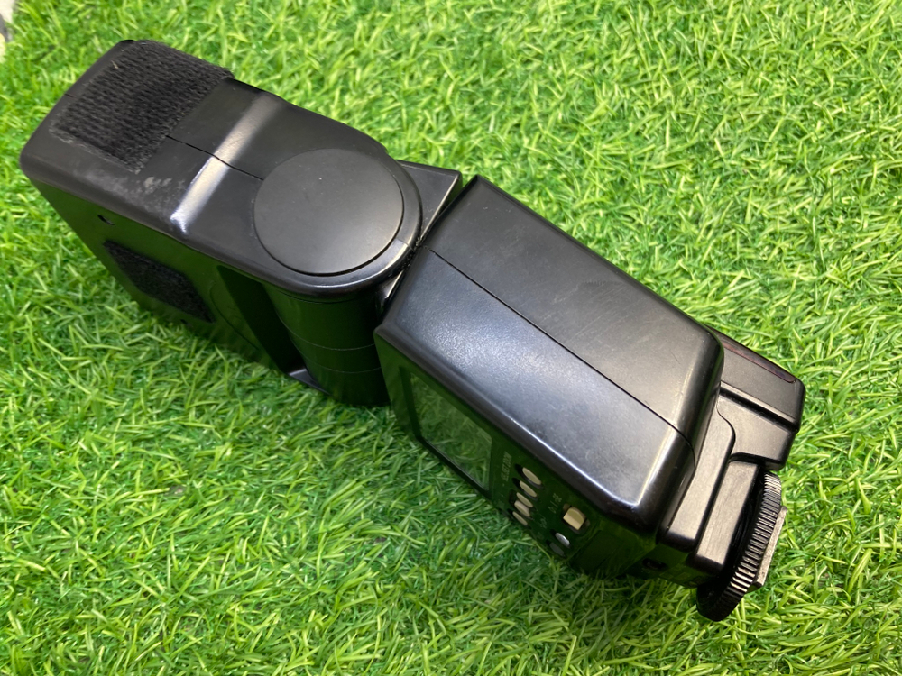 Canon Speedlite 550EX