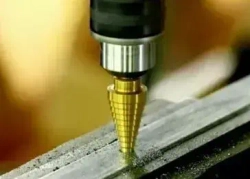 Сверло ступенчатое конусное по металлу 4 - 52 мм