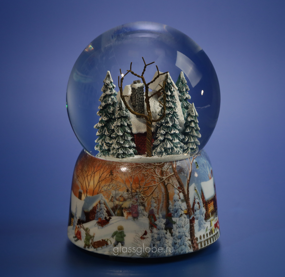 Заснеженный домик