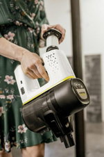 Пылесос аккумуляторный KARCHER VC 6 Cordless ourFamily Pet 1.198-673.0