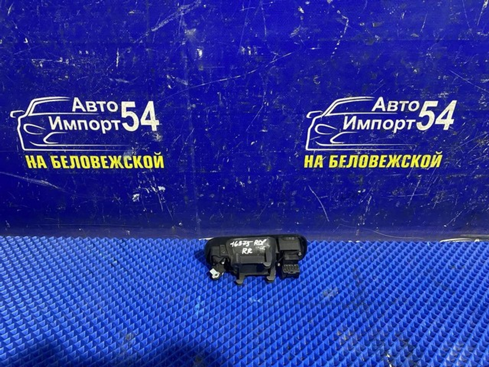 Ручка двери задней правой салонная Honda CR-V 1995-2001