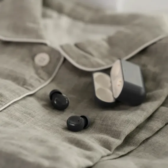 Final Audio ZE500 for ASMR Dark Cream