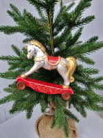 Лошадка Каталка ёлочная игиушка из фарфора