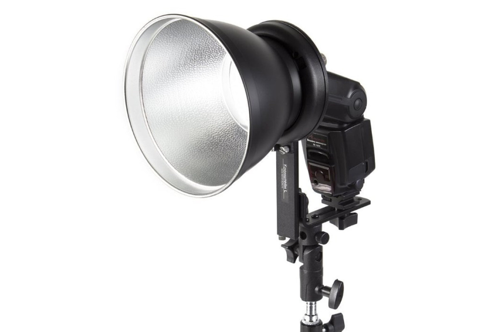 Кронштейн Falcon Eyes L для накамерной вспышки и аксессуаров