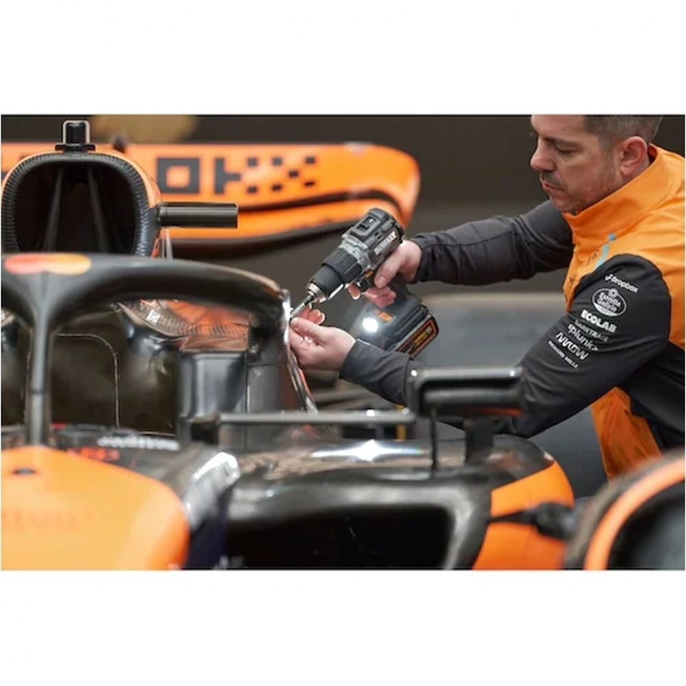 Дрель-шуруповерт DeWalt DCD85MP2T-QW